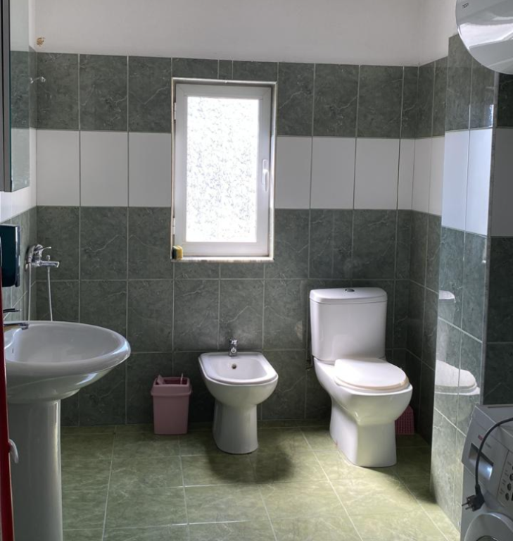 Jepet apartament 1+1 me qira ne Laprake , Rruga Pandi Dardha ! 43.000 leke ne muaj !!&lt;