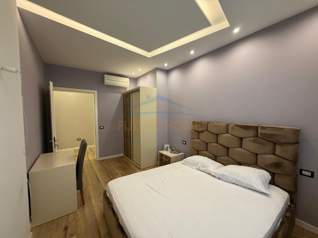 Qera , Penthouse+ 3 Poste Parkimi , Liqeni i thate , Tirane