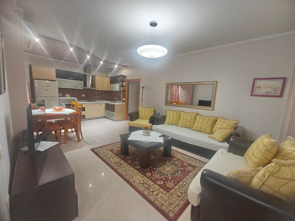 Qera, Apartament 2+1+2, Xhamlliku, Tiranë