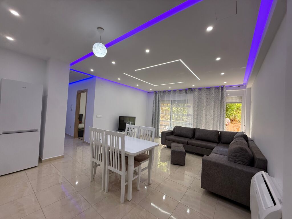 Apartment 2+1 for rent in the Fratari Complex, Botanical Garden area.