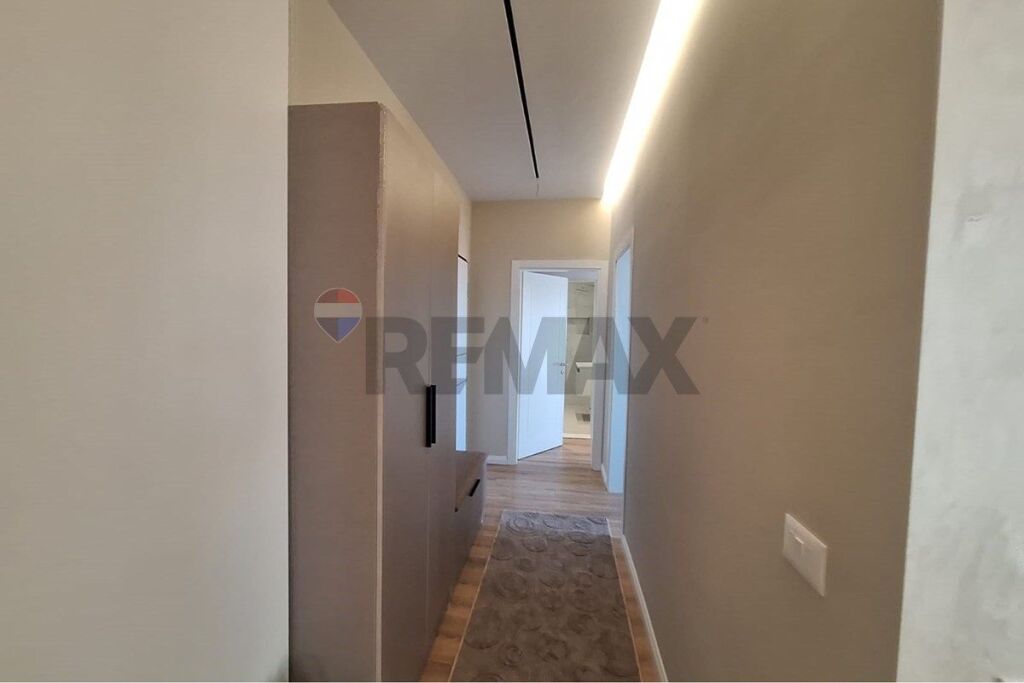 Apartament 2+1+2 ne Shitje tek Bulevardi Ri