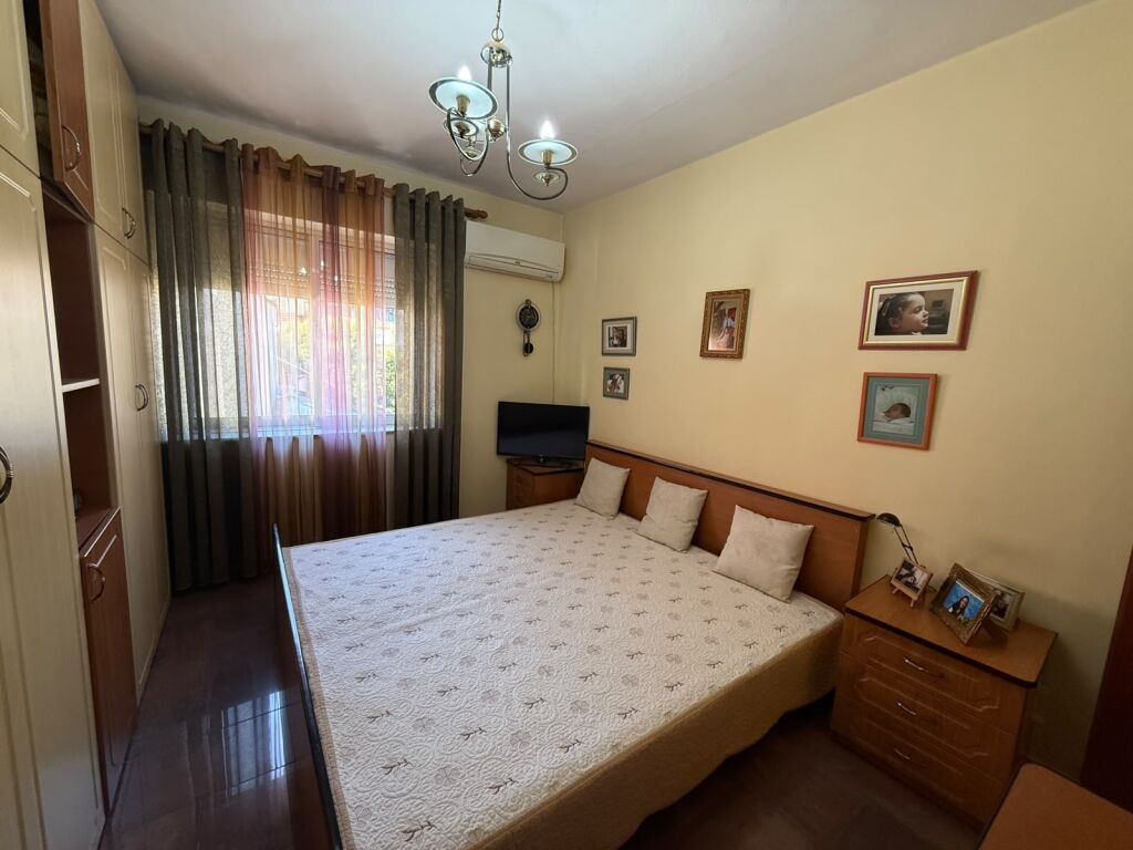 Apartament 2+1 Te Rruga Fortuzi !