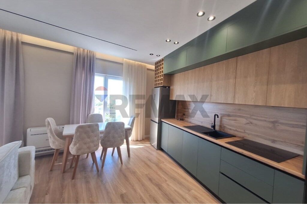 Apartament 2+1+2 ne Shitje tek Bulevardi Ri