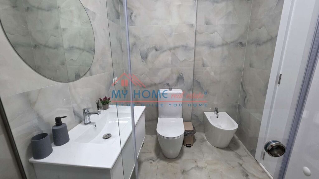 Apartament 2+1 me qira Pazari i Ri Tirane
