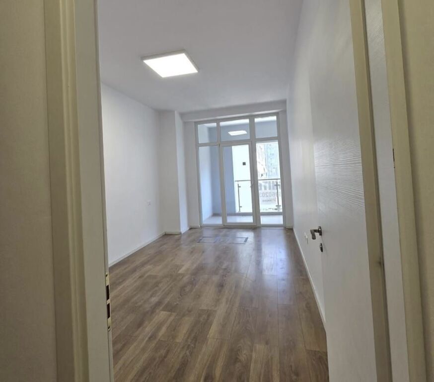 Apartment 3+1+2 for rent at Komuna e Parisit, KIKA 2
