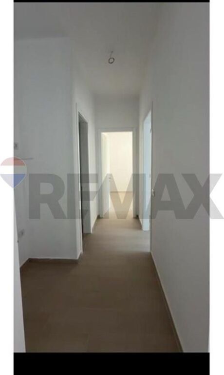 Modern Apartment in the Delijorgji Complex, Tirana
