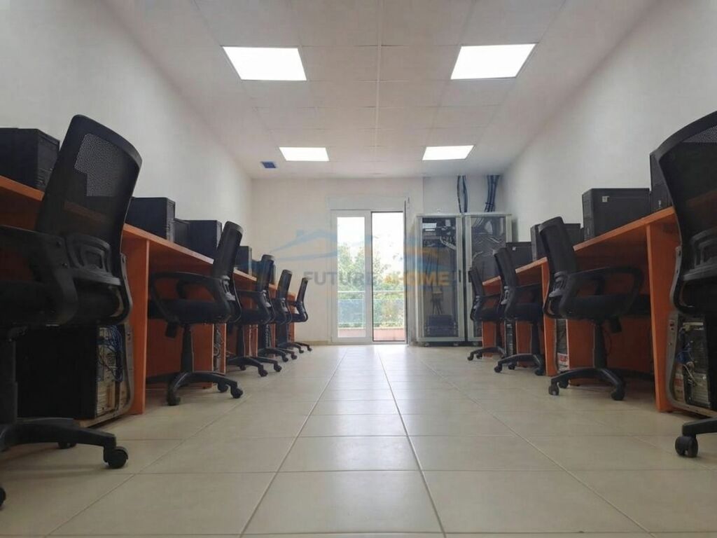 Shitet , Ambjent Biznesi , Condor Center , Tirane