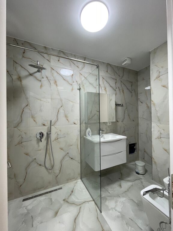 Qera, Apartament 2+1+2, Rruga e Elbasanit