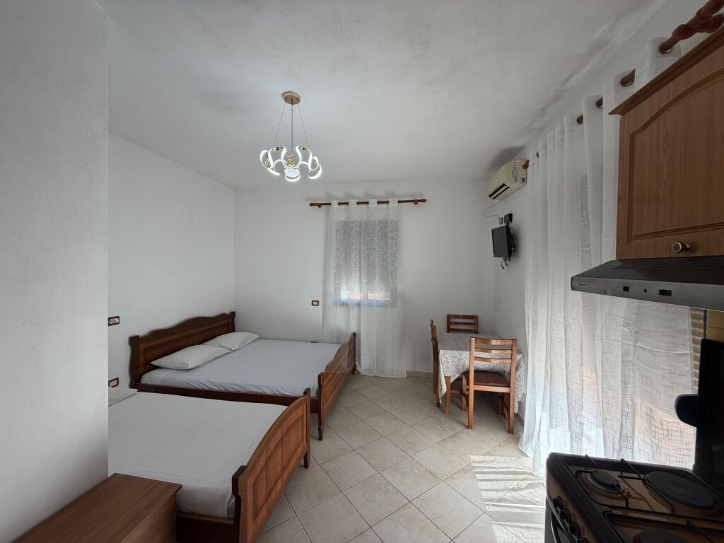 Studio apartment for rent