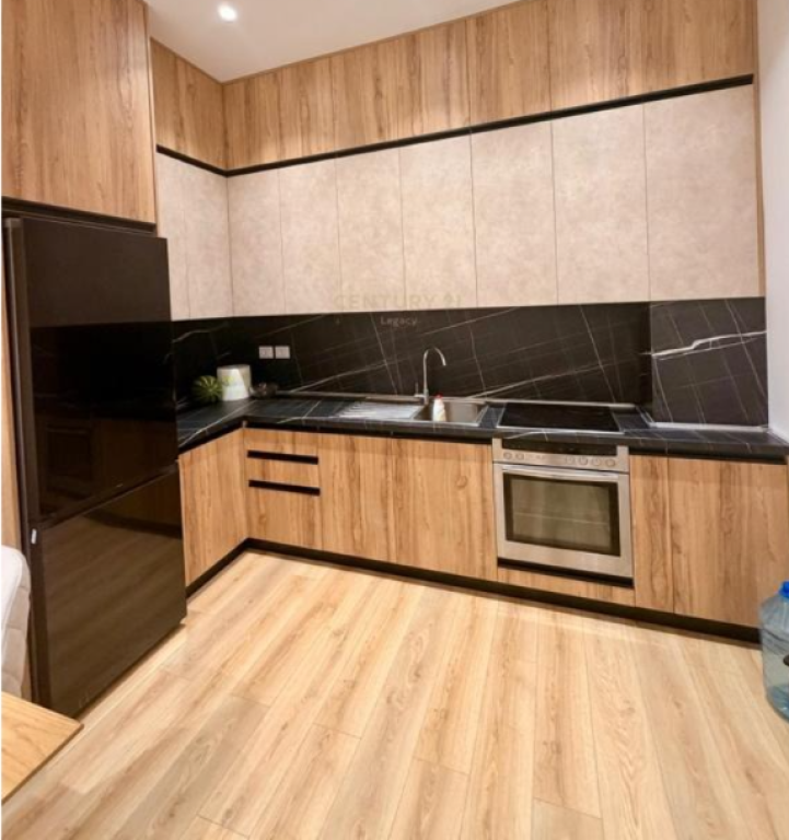 Shitet apartament 1+1+Verande tek Kodra e Diellit ! 165 mln leke !!