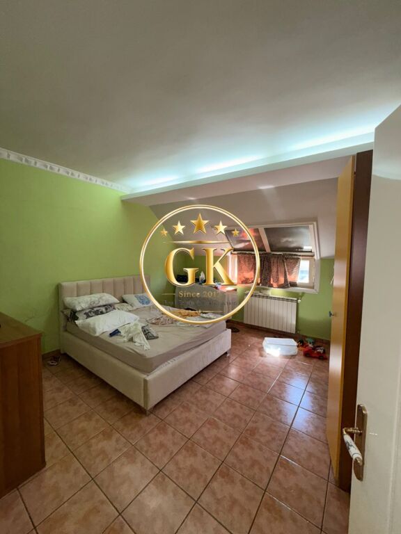 SHITET APARTAMENT 2+1+2+VERAND+TARRAC + 1POST PARKIMI PRANVERA DURRES