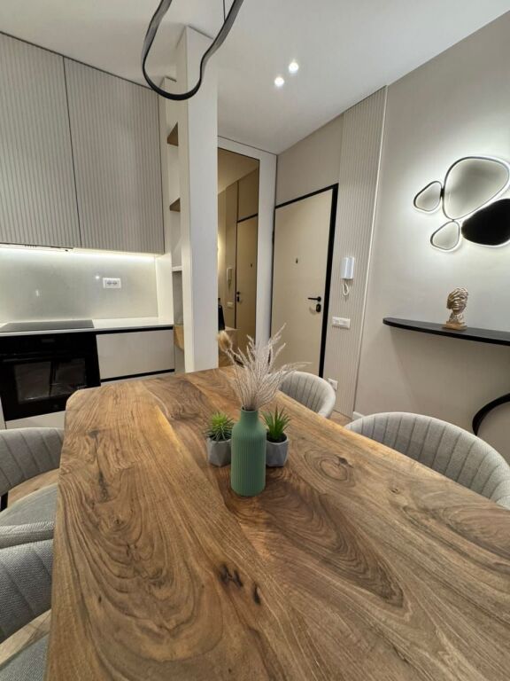 🏡 SHITET APARTAMENT LUKSOZ 2+1+2 – TIRANA GARDEN BUILDING  📍 Tirana Garden Building, Tiranë