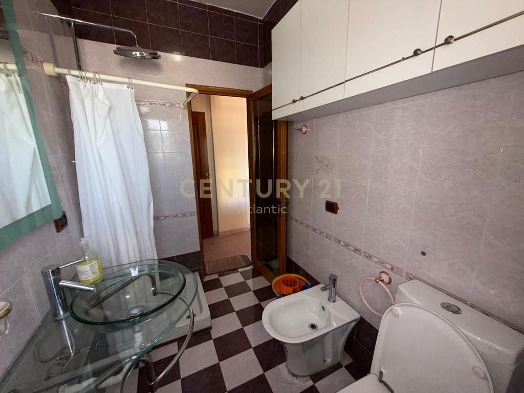 Apartament 2+1 Për Shitje në Durrës - 270000€ | 150 m²