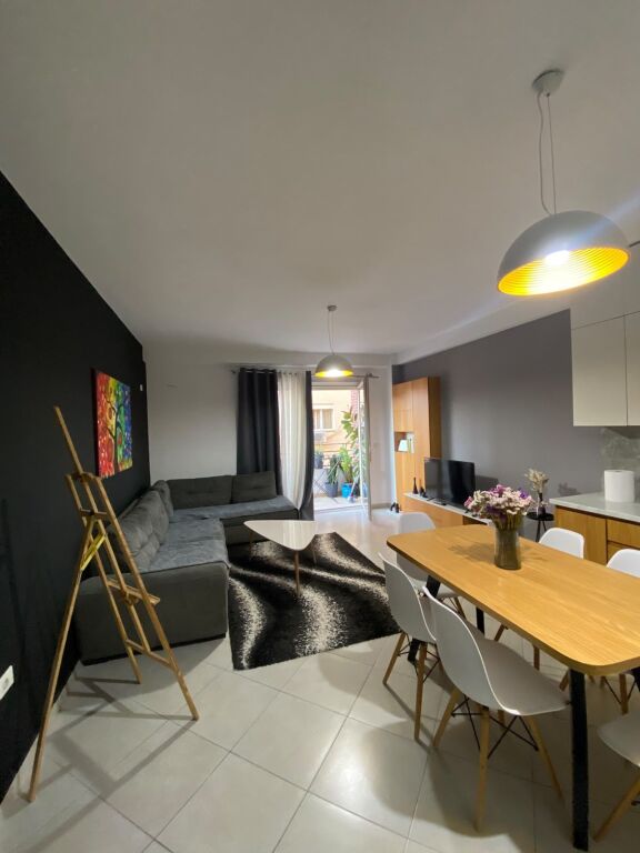 Appartamento 2+1 in affitto in Via Bill Klinton, Kodra e Diellit! 750 euro al mese!