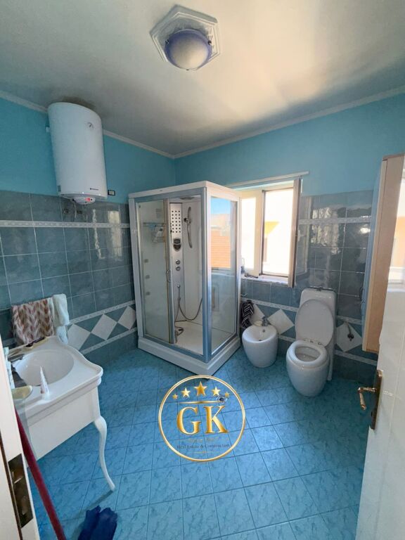 SHITET APARTAMENT 2+1+2+VERAND+TARRAC + 1POST PARKIMI PRANVERA DURRES