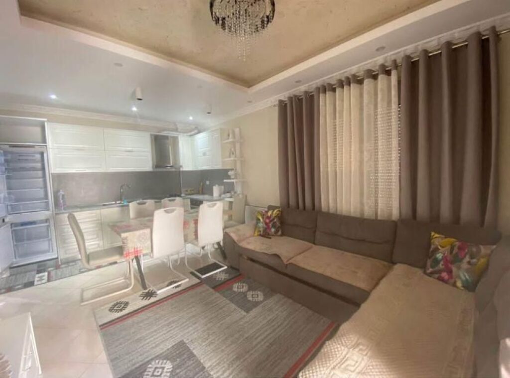 APARTMENT 2+1 FOR RENT IN LUNGOMARE VLORË