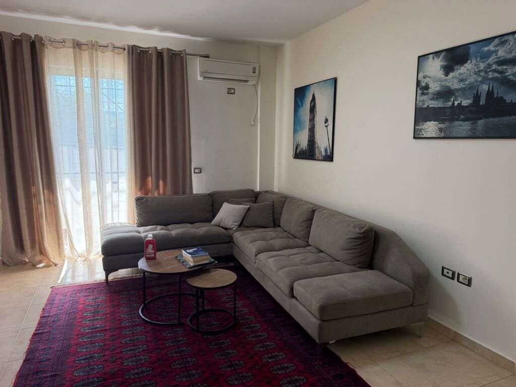 Affitto | Apartament 2 + 1 | Rruga Bektash Berberi | 600 €/mese