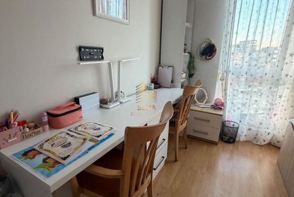 Qira, Apartament 2+1+2+blk, 21 Dhjetori, 90.000 Leke/muaj