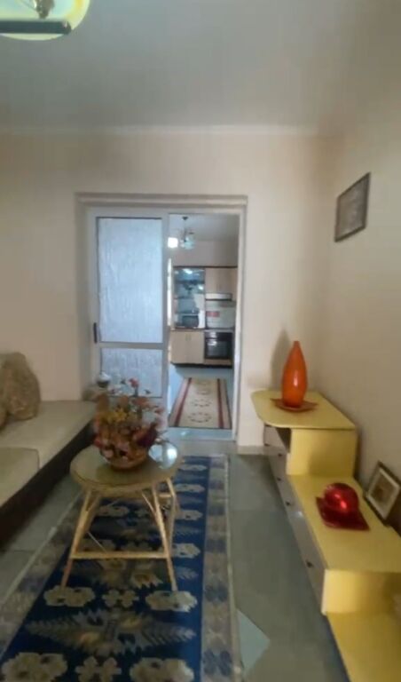 ME QIRA APARTAMENT 2+1 - SHESHI UILLSON, TIRANE