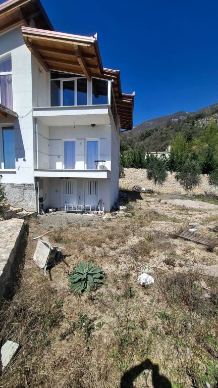 Villa &amp; Land for sale in Dajt
