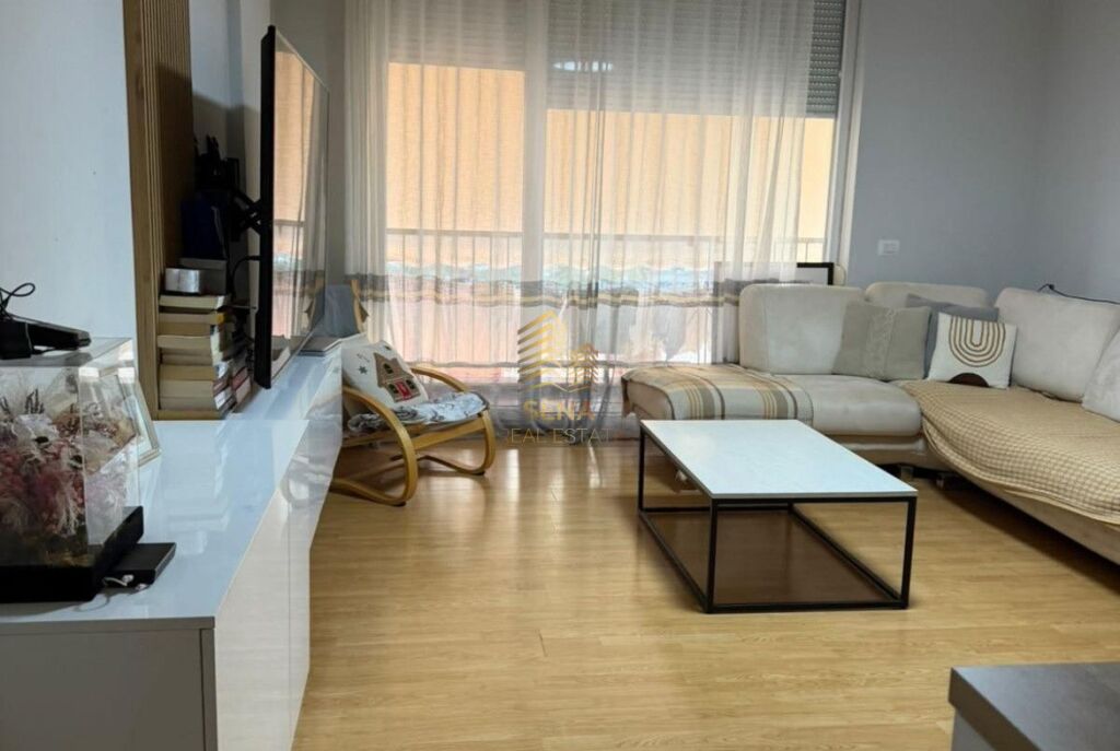 Qira, Apartament 2+1+2+blk, 21 Dhjetori, 90.000 Leke/muaj