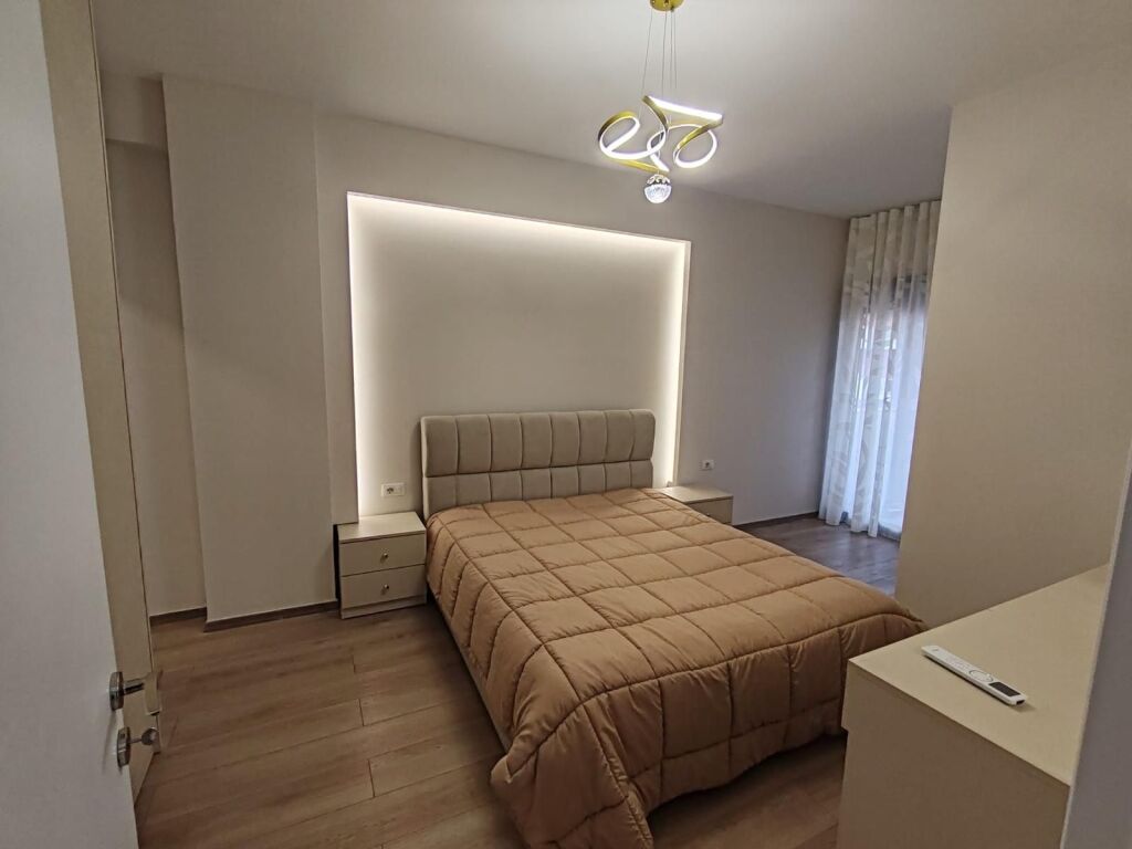 Apartament 1+1 per qera kopshti Zologjik !