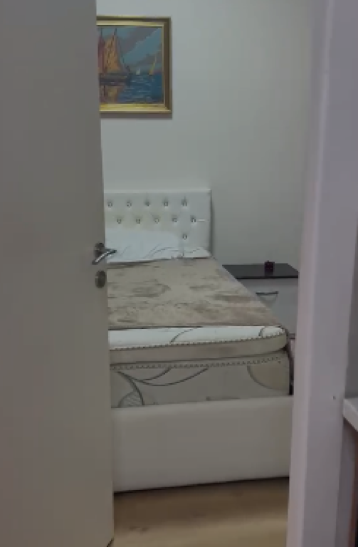 🏠 Apartment 1+1 for Rent at Komuna e Parisit near Kristal Center Crossroad, Tirana
