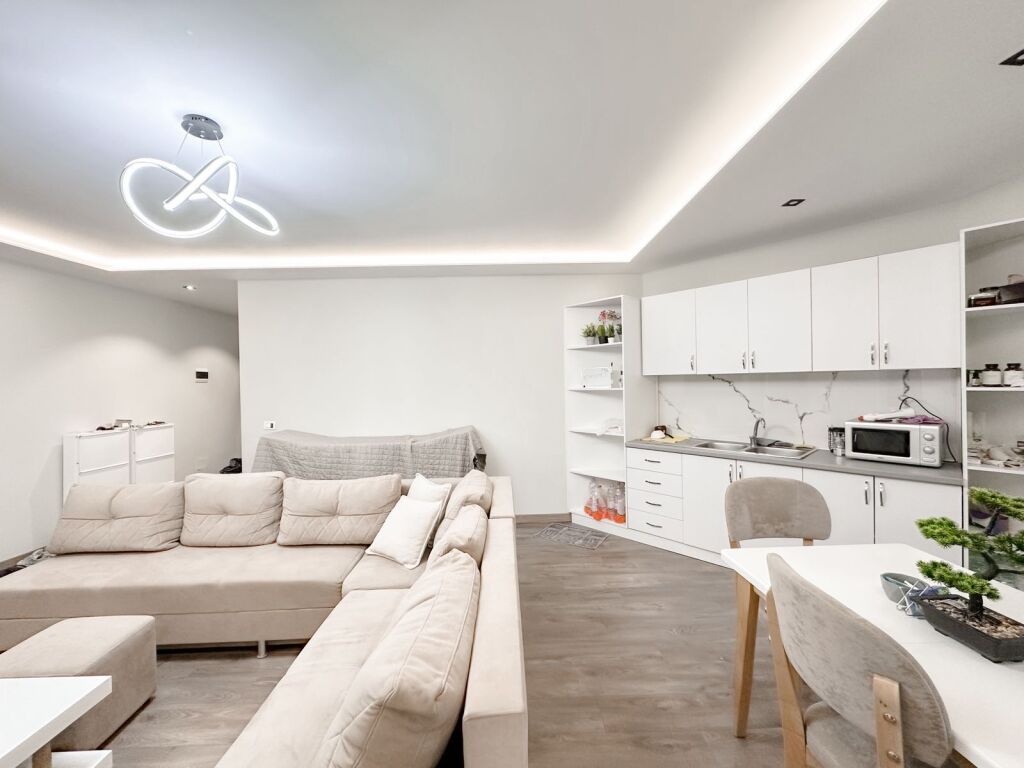 Apartament 2+1 me qera ne Don Bosko
