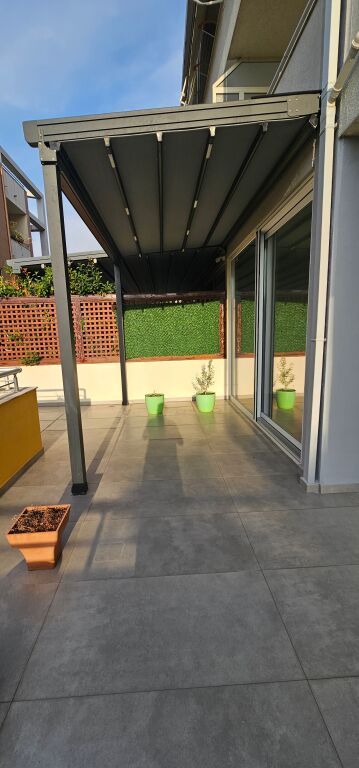 JEPET ME QIRA – APARTAMENT 3+1+3 + PARKIM