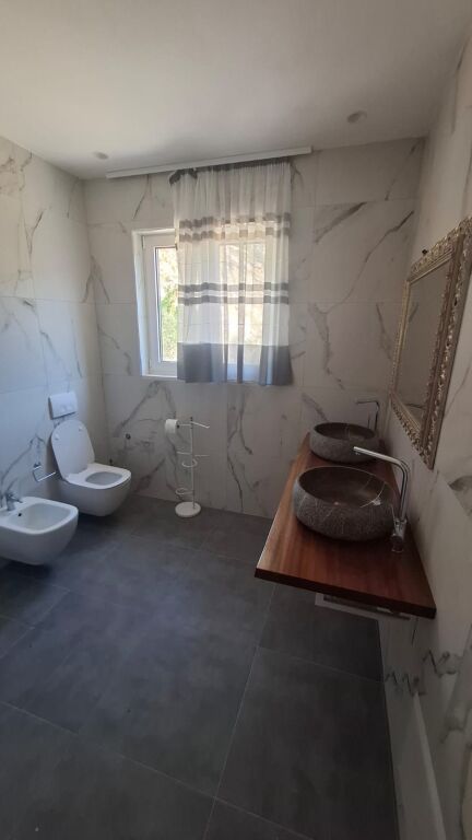 Villa &amp; Land for sale in Dajt