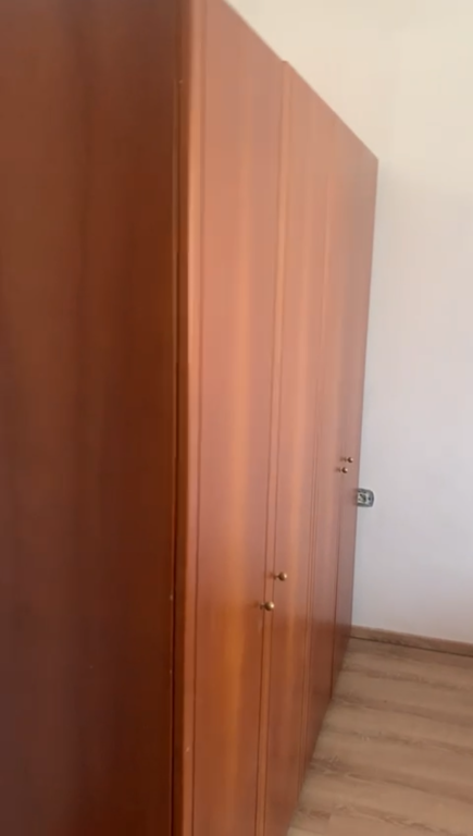 Apartment 2+1 for rent Yzberisht !