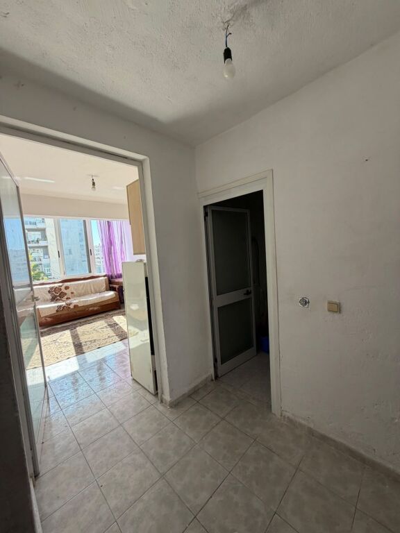Shitet Apartament 1+1 ne Plazh