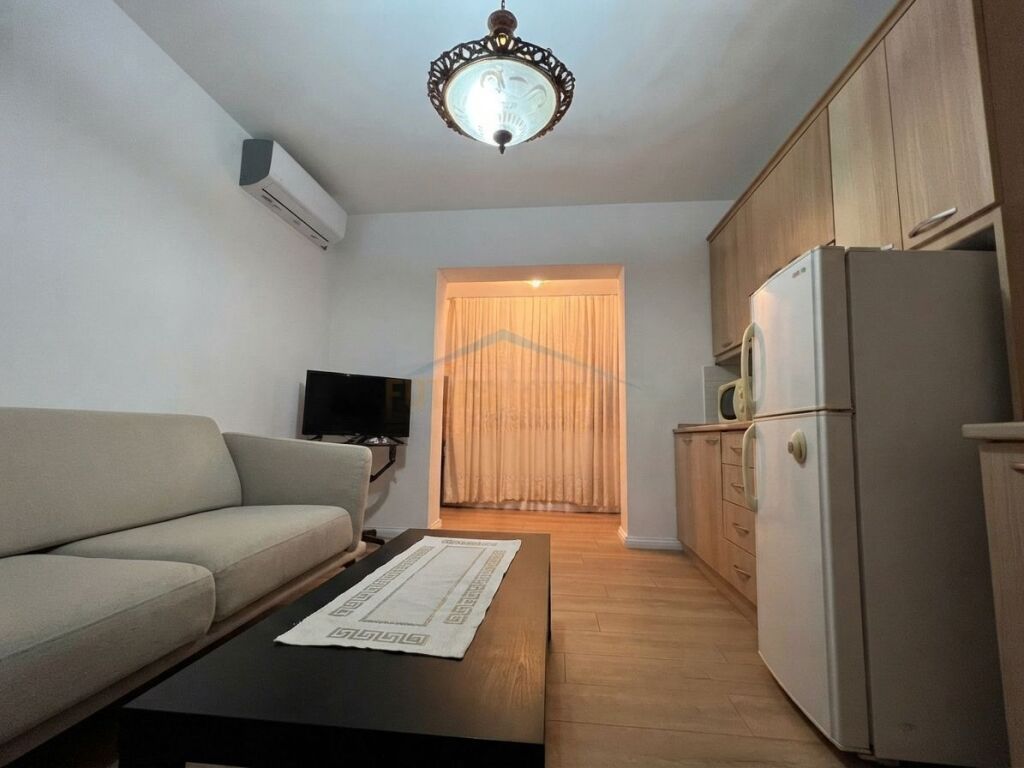 Affitto, Appartamento 2+1, Oxhaku, Tirana.