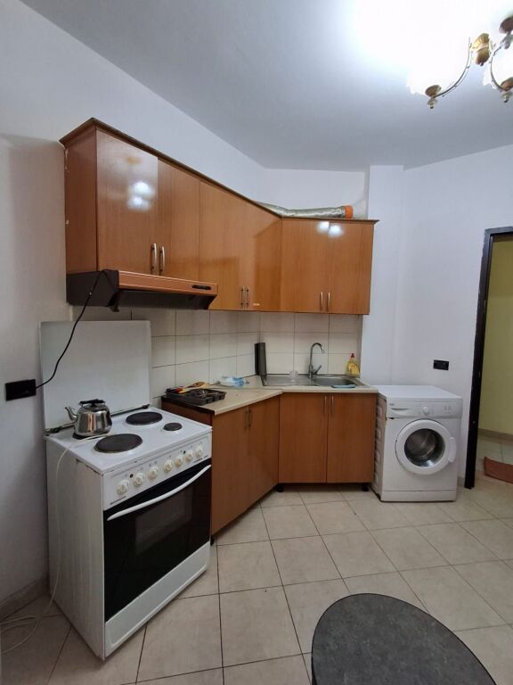 🏡 Apartment 1+1 for Rent – Lungomare, Vlorë