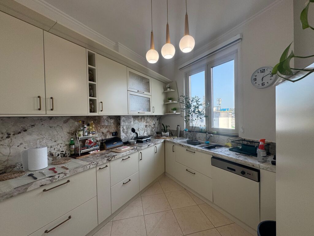 Super apartament per qira