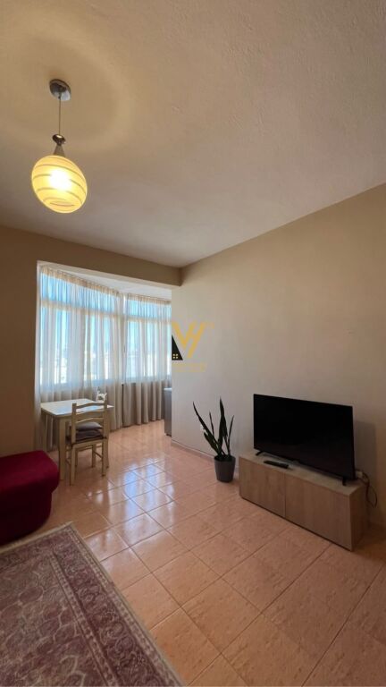 JEPET APARTAMENT 1+1 TE RRUGA FORTUZI 60.000 LEKE