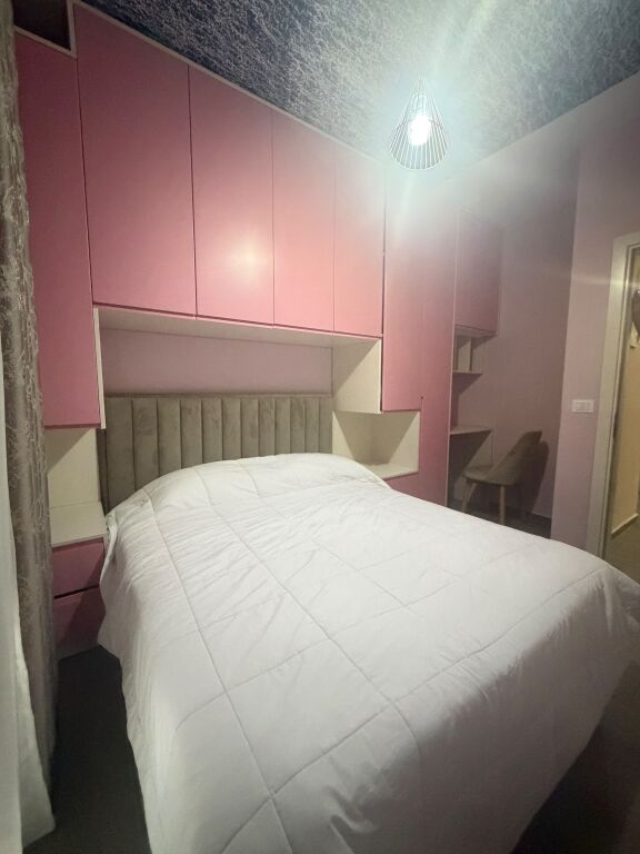 Affittasi 2+1+parcheggio Kodra e Diellit 850€