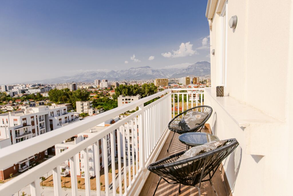 Apartament 1+1 me Qira Astir Tirane