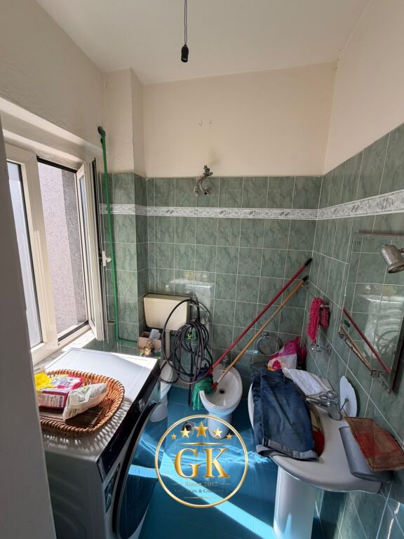 SHITET APARTAMENT 2+1+2+VERAND+TARRAC + 1POST PARKIMI PRANVERA DURRES