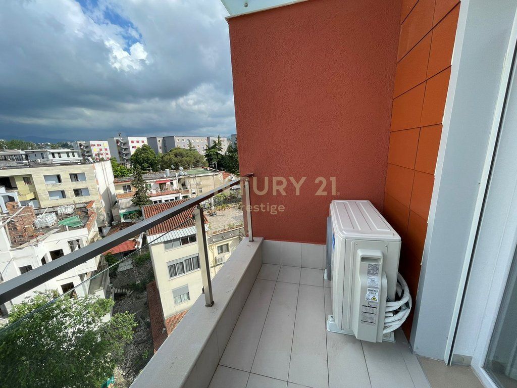 2+1+2 Apartment for Rent, Near the American Embassy, ​​Tirana!