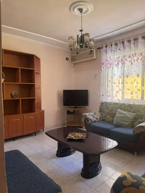 For rent - apartment 100 m2 🏠 📍: At 21 Djetori-2 min behind Raiffaisen Bank.