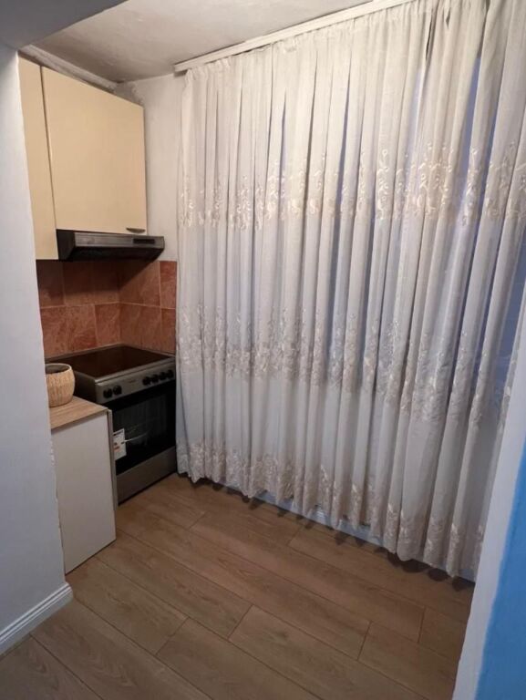 Apartament 2+1 me qira tek Oxhaku