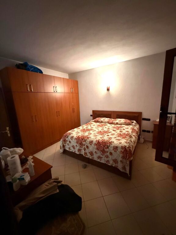 🏠 Jepet me Qira Hyrje ne Vile 2+1+2 ne Sauk, 550 mije leke