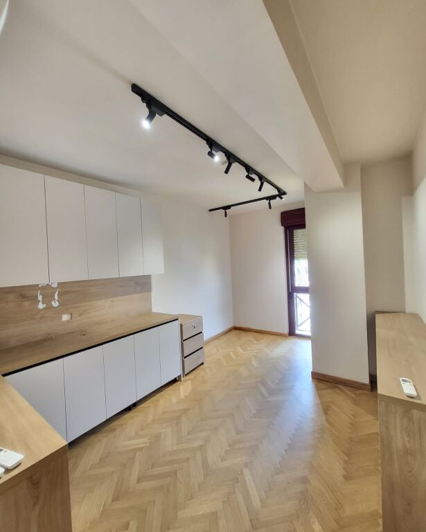 🏢 OFFICE FOR RENT IN CENTER, TIRANA