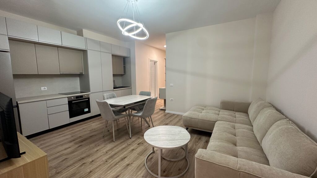 Apartament 1+1+ post parkimi per qera tek E88 Laprake !