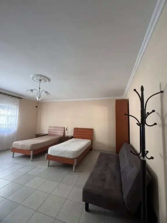For rent - apartment 100 m2 🏠 📍: At 21 Djetori-2 min behind Raiffaisen Bank.
