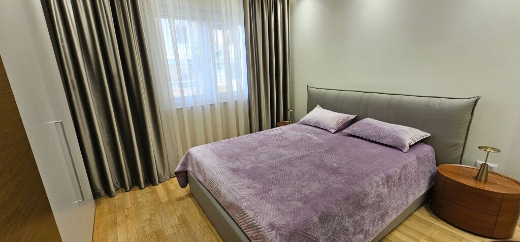 JEPET ME QIRA – APARTAMENT 3+1+3 + PARKIM