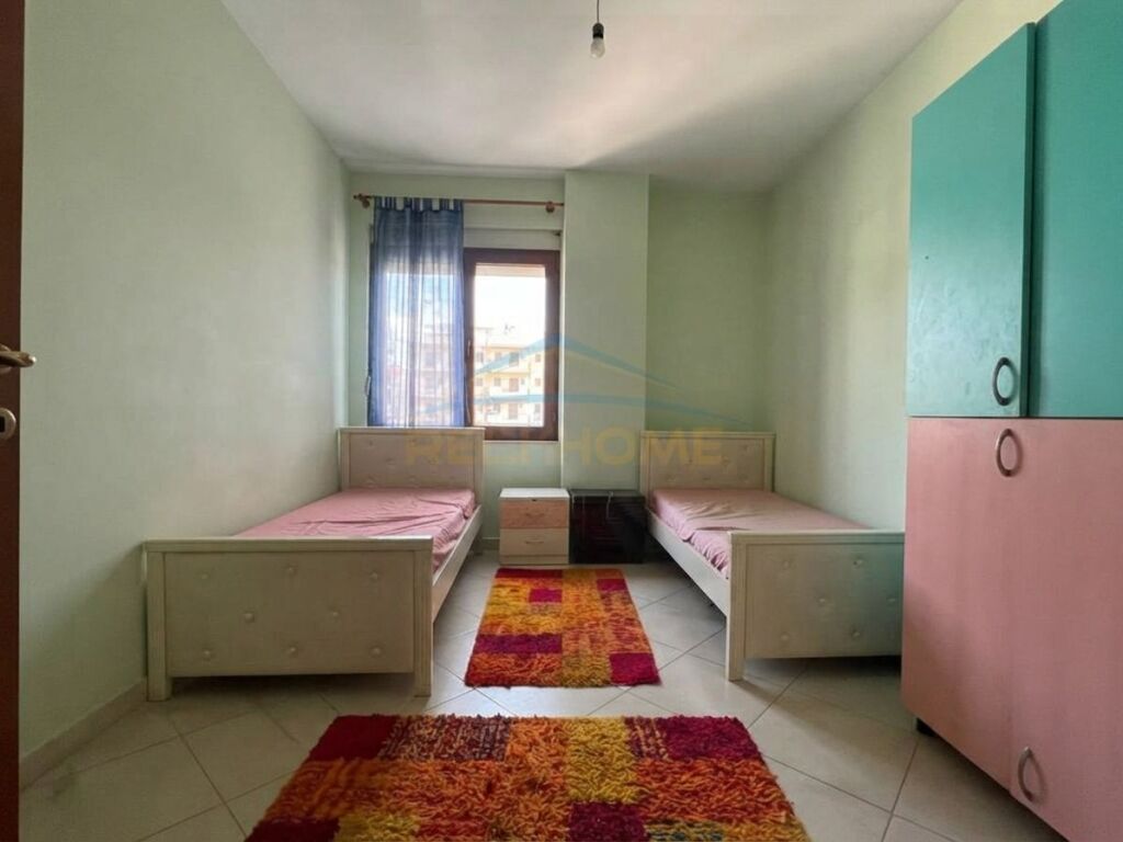 In vendita, Appartamento 2+1, Bivio di Kamza, Tirana