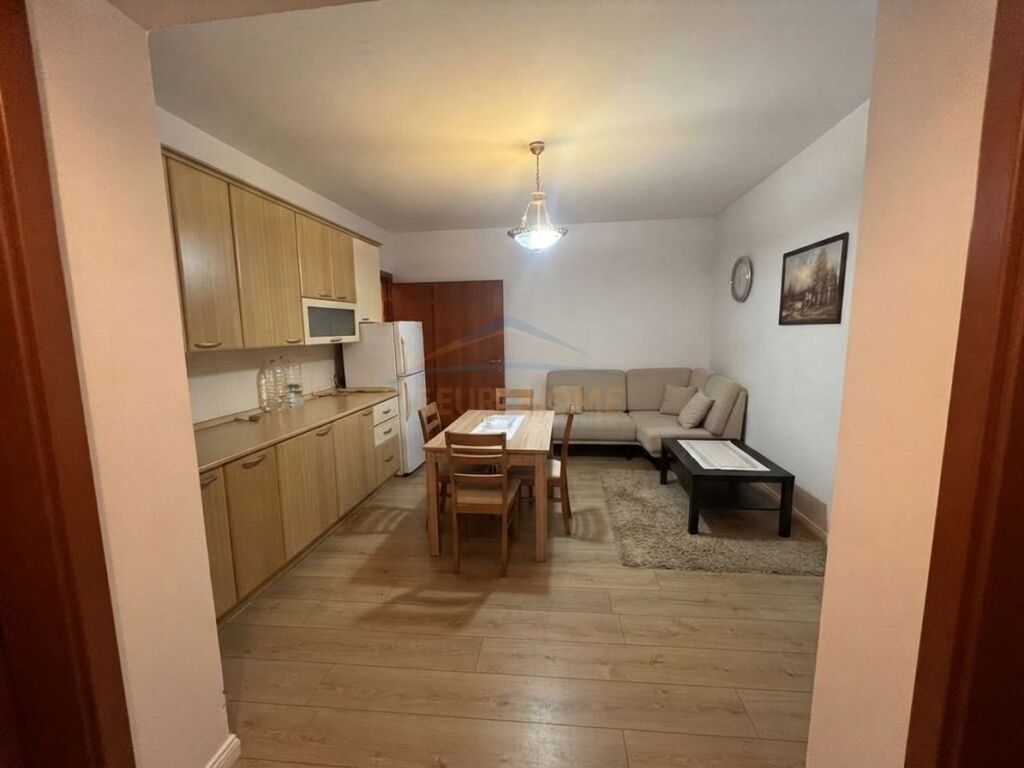 Affitto, Appartamento 2+1, Oxhaku, Tirana.