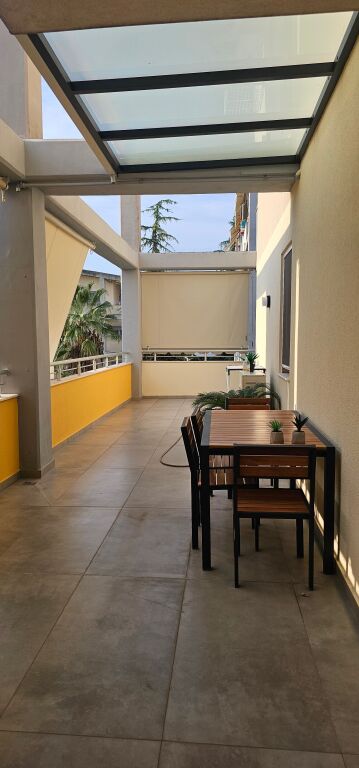 JEPET ME QIRA – APARTAMENT 3+1+3 + PARKIM